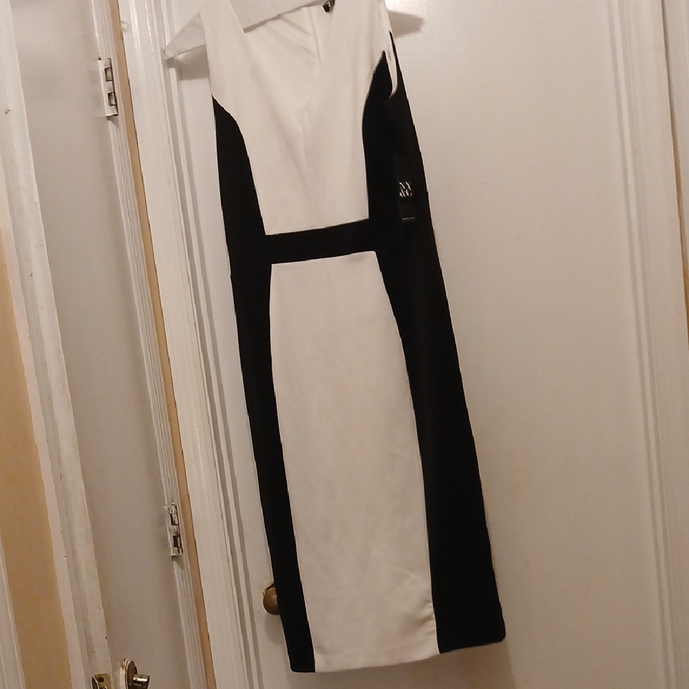 New York & Company Black and White Sheath Dress